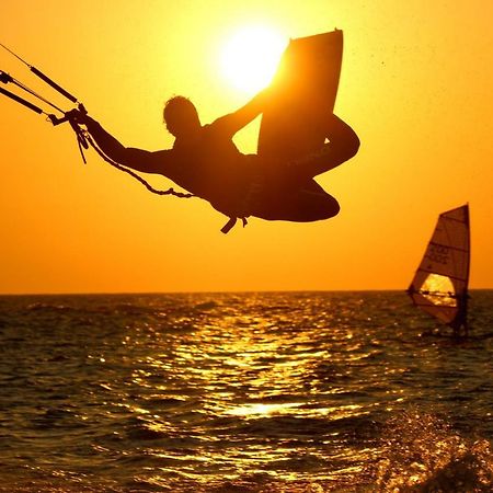 דירות מיקרי ויגלה Sea & Wind מראה חיצוני תמונה